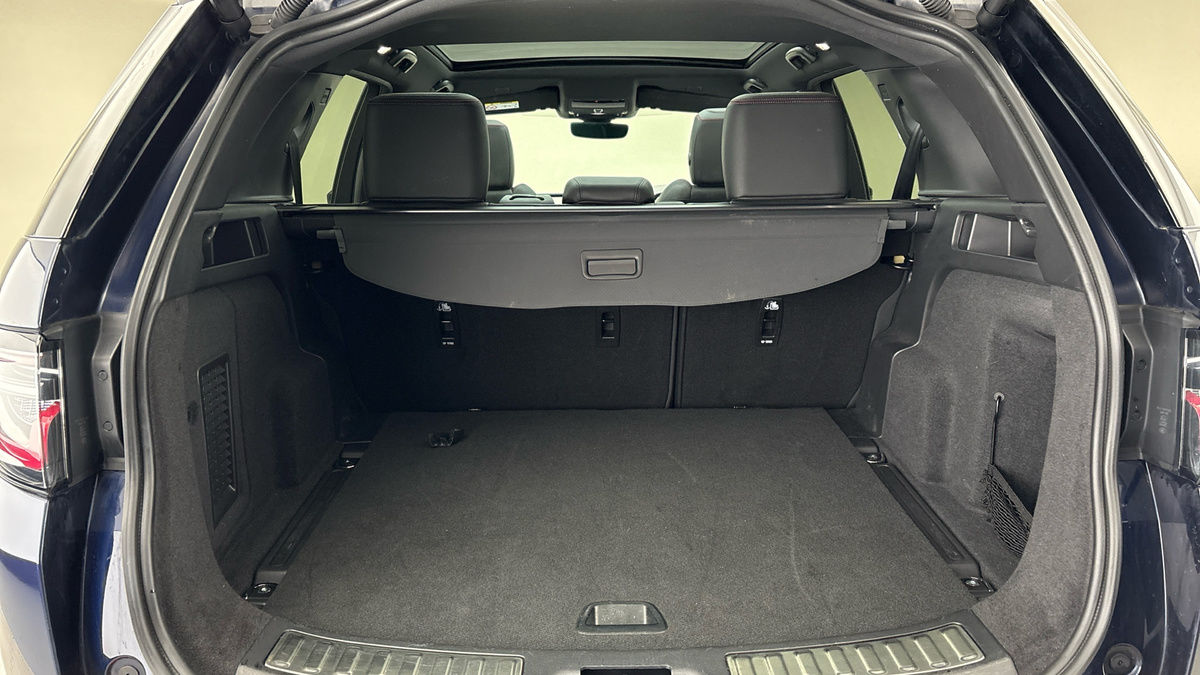 Land Rover Discovery Sport Image 11