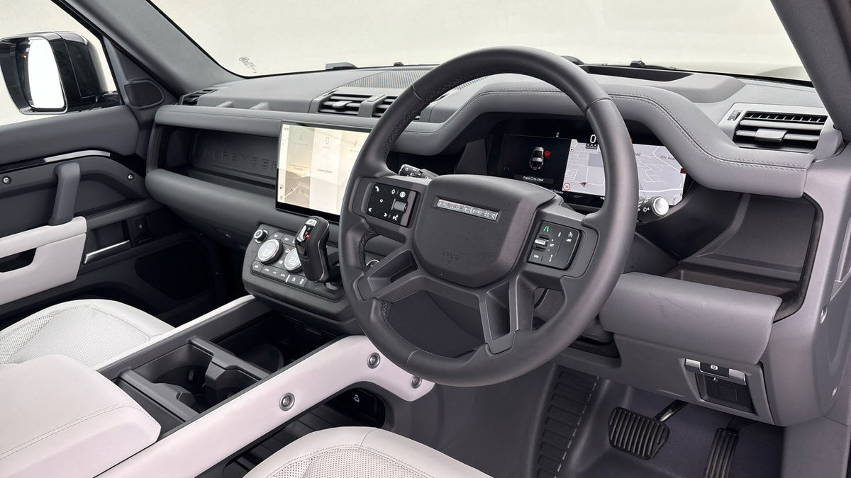 Land Rover Defender 90 Urban Image 9