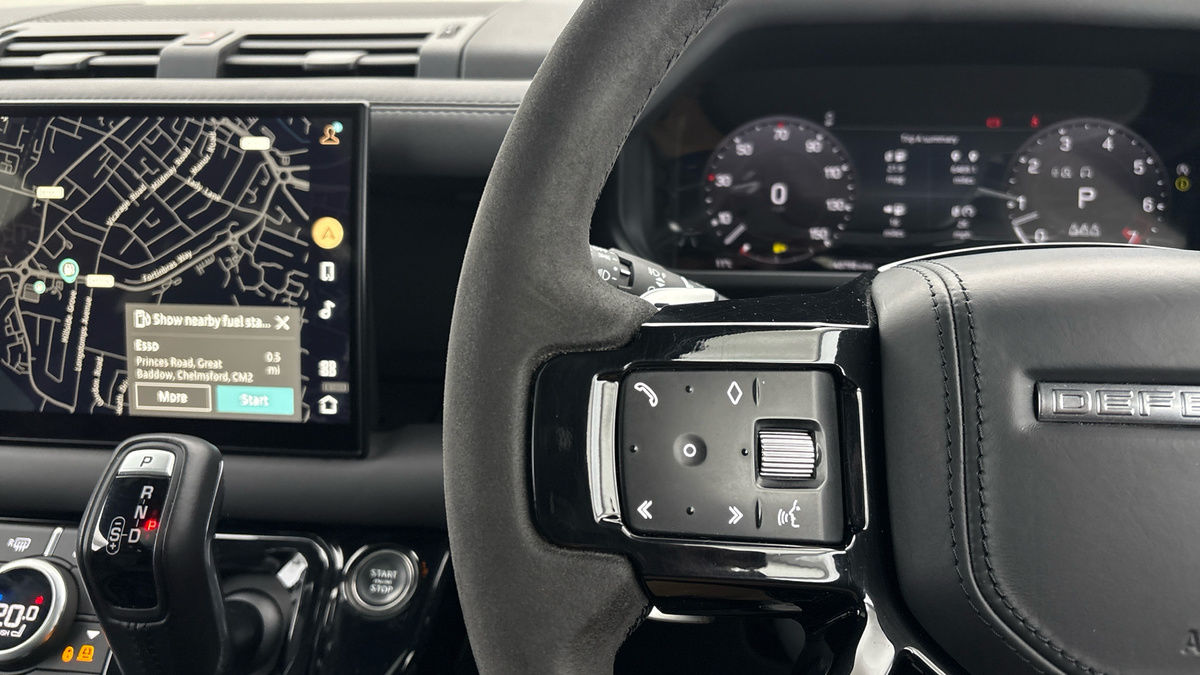 Land Rover Defender 90 Urban Image 13