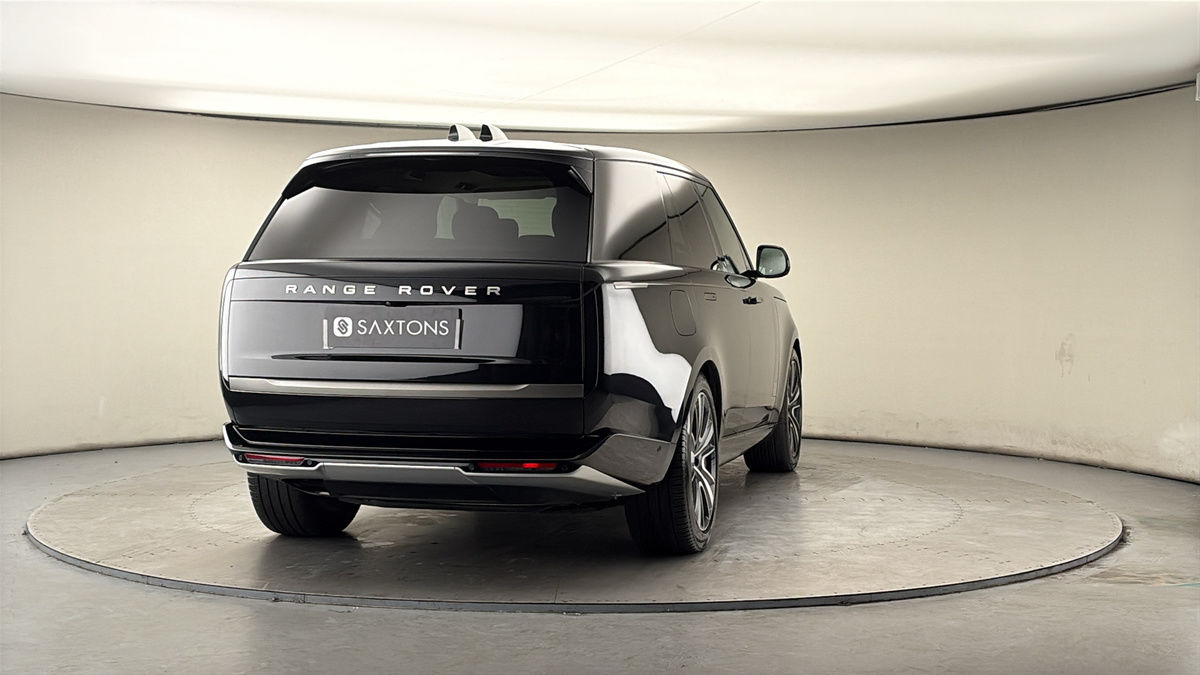 More views of Land Rover Range Rover