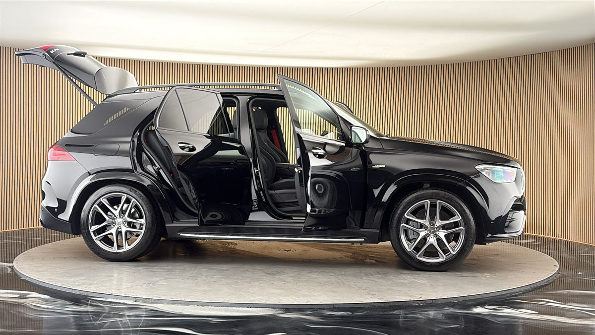 More views of Mercedes-Benz GLE
