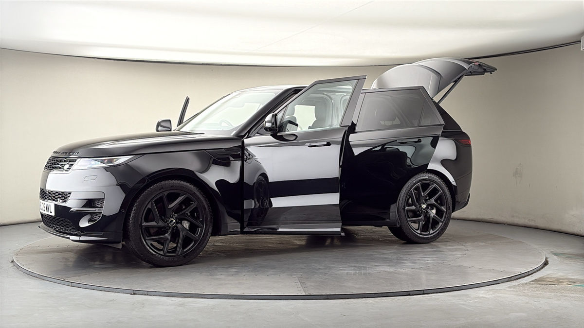 More views of Land Rover Range Rover Sport