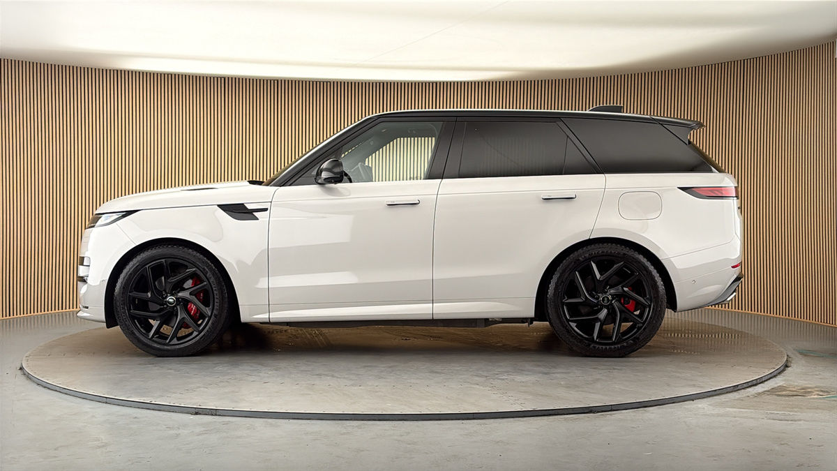 Land Rover Range Rover Sport Image 15