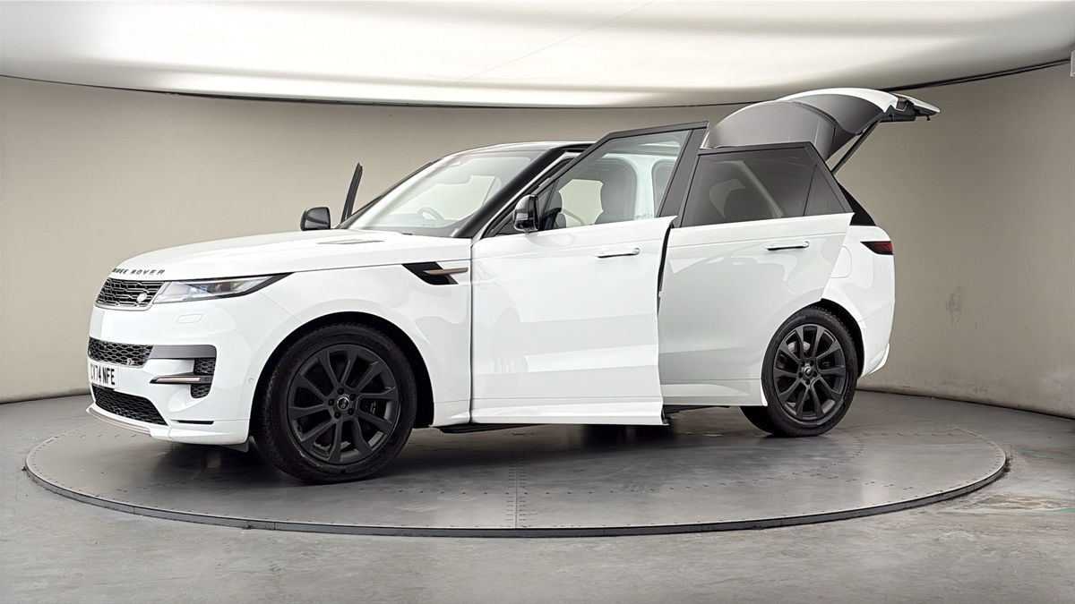 More views of Land Rover Range Rover Sport
