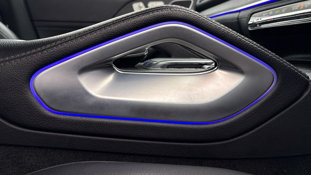 Mercedes-Benz GLE Image 28