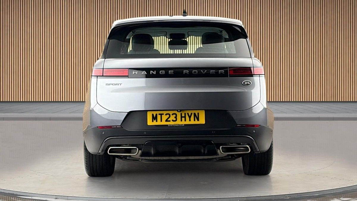 Land Rover Range Rover Sport Image 4