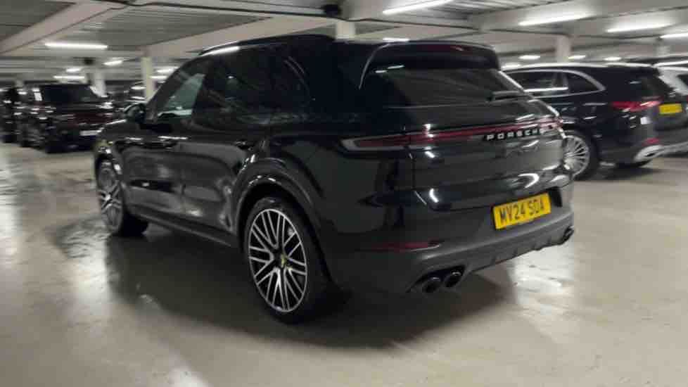 More views of Porsche Cayenne