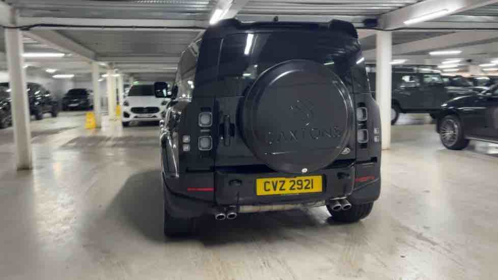 More views of Land Rover Defender 90