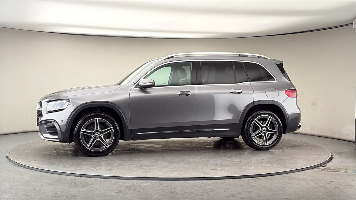 More views of Mercedes-Benz GLB