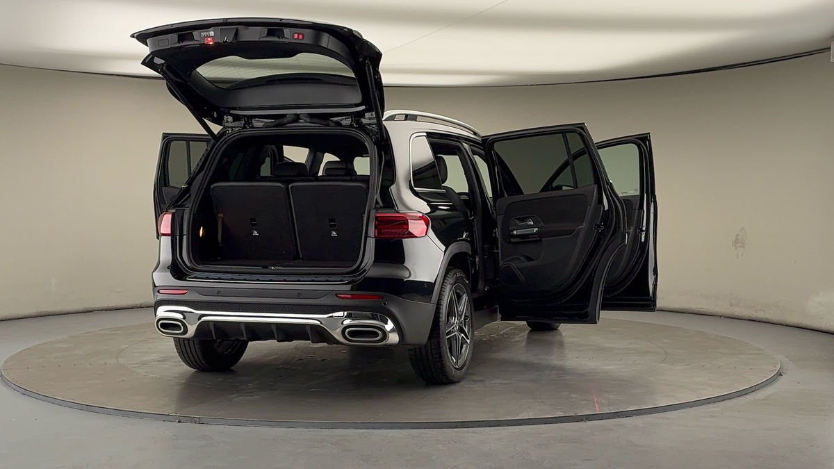 More views of Mercedes-Benz GLB