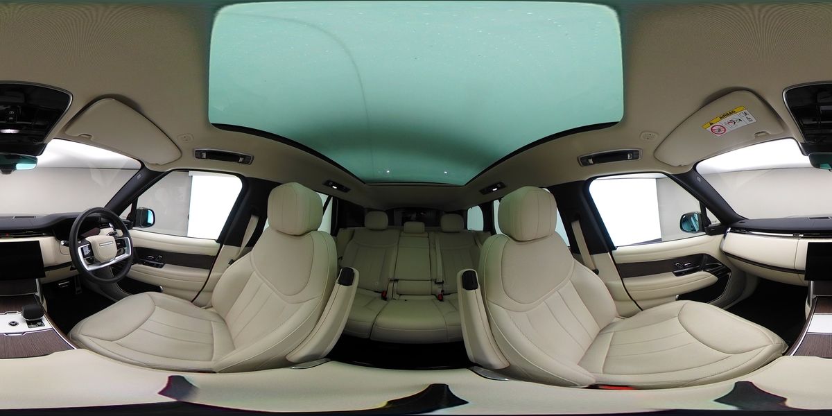 More views of Land Rover Range Rover