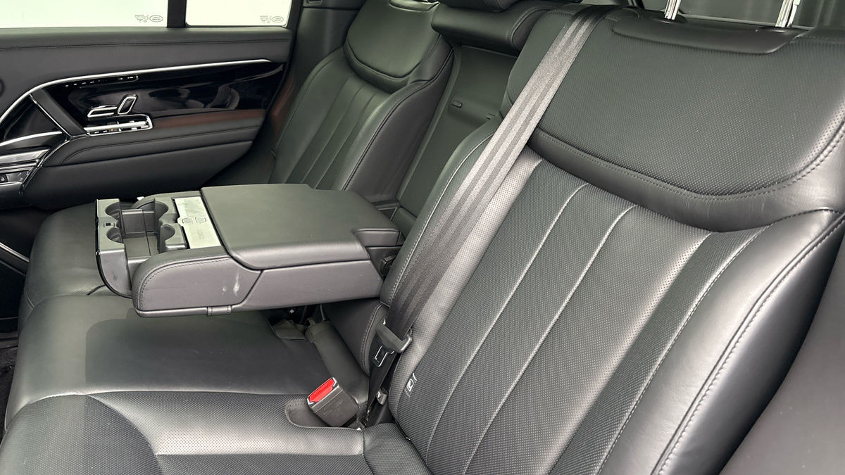 Land Rover Range Rover Image 9