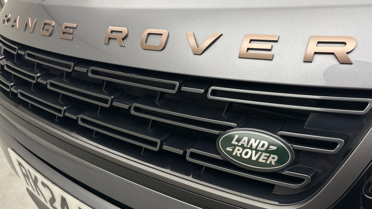 Land Rover Range Rover Evoque Image 24