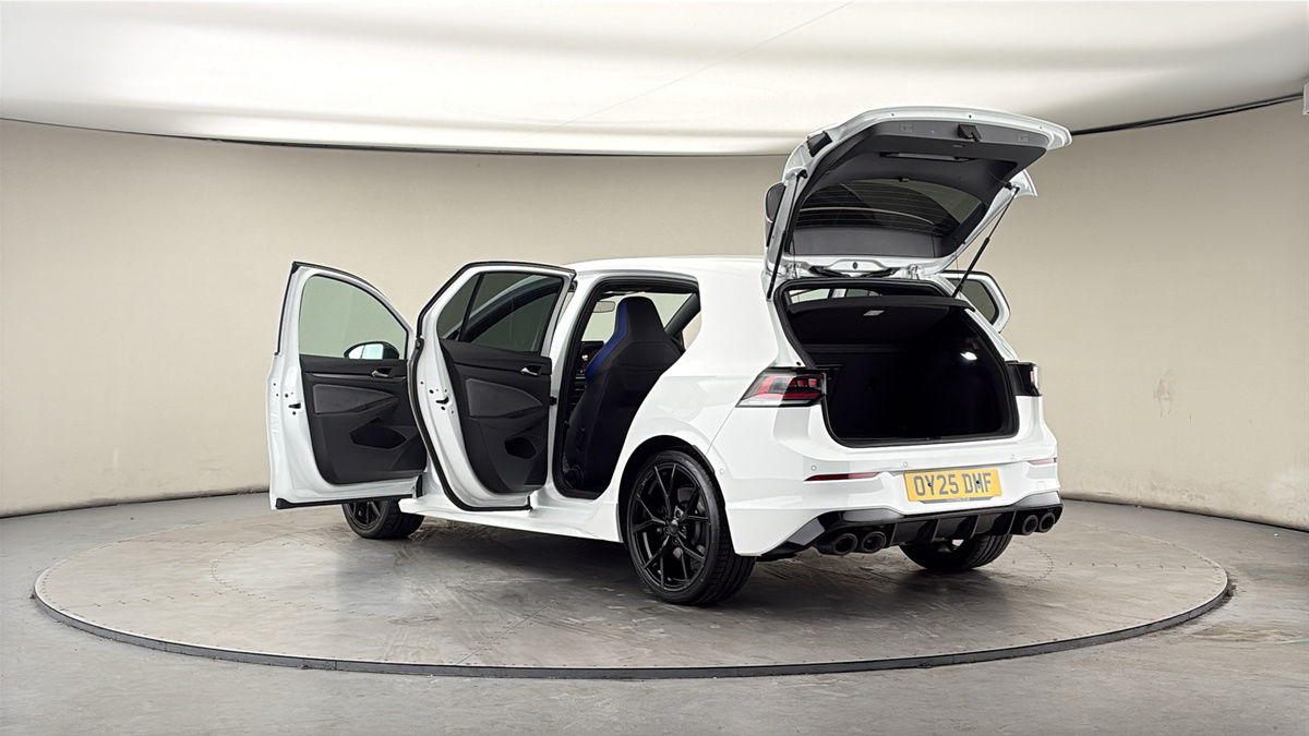 Volkswagen Golf Image 23