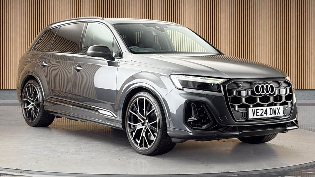Audi SQ7 Sticky Header Image