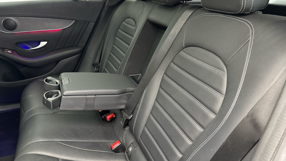 Mercedes-Benz GLC Image 9
