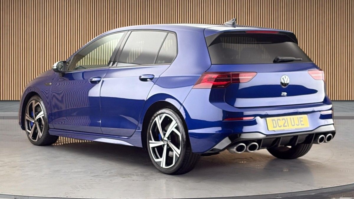Volkswagen Golf Image 2