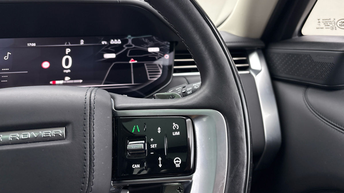 Land Rover Range Rover Image 14