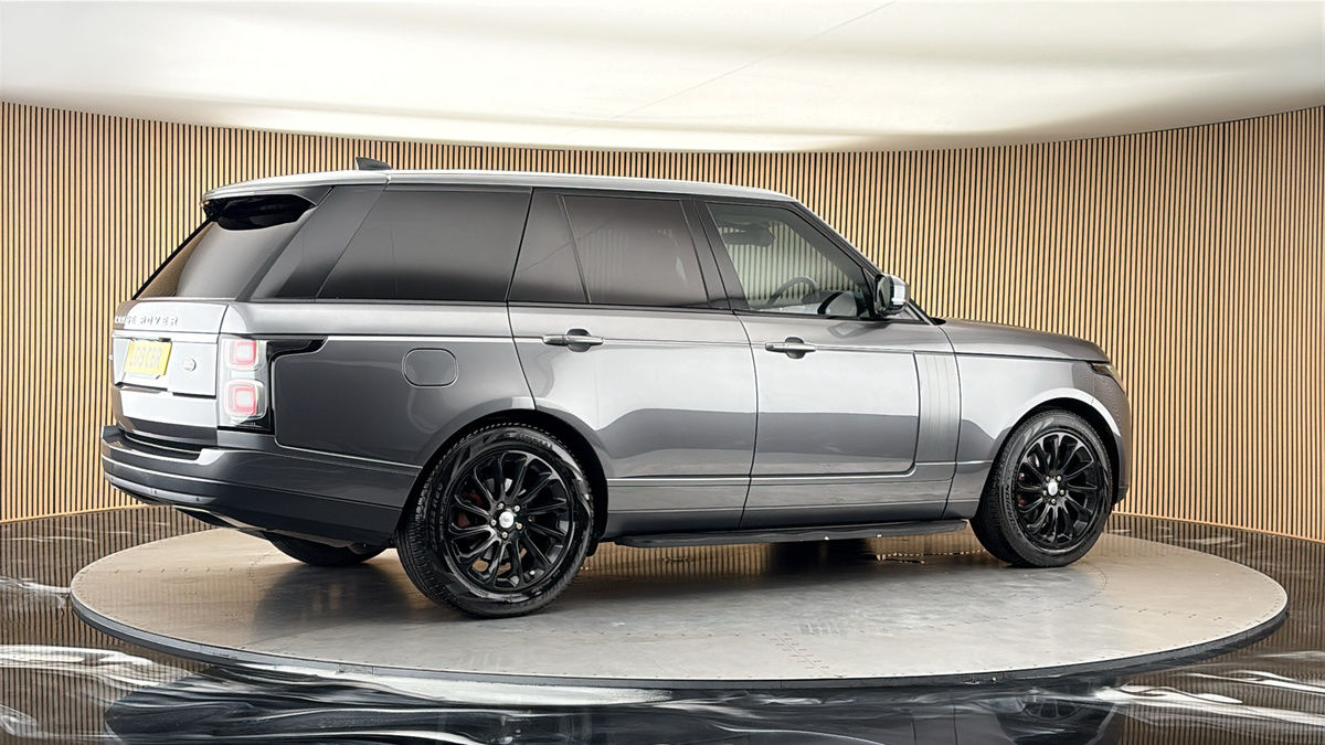 More views of Land Rover Range Rover