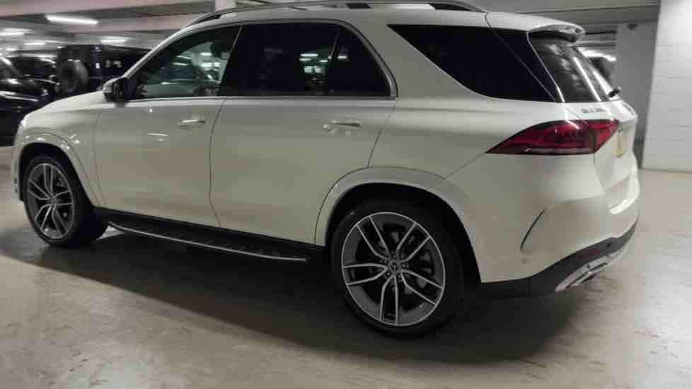 More views of Mercedes-Benz GLE