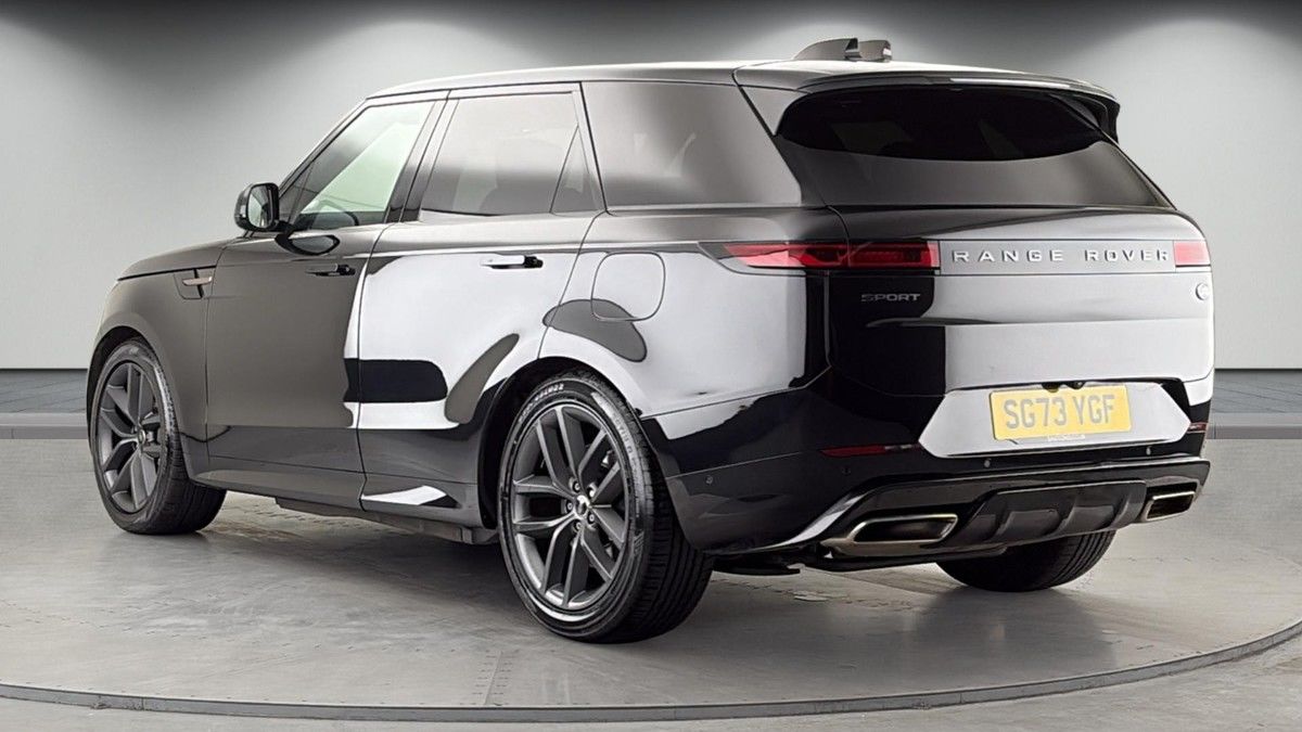 Land Rover Range Rover Sport Image 2