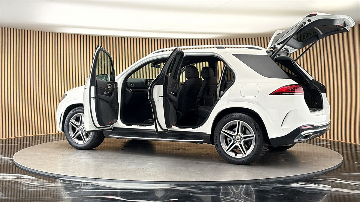 More views of Mercedes-Benz GLE