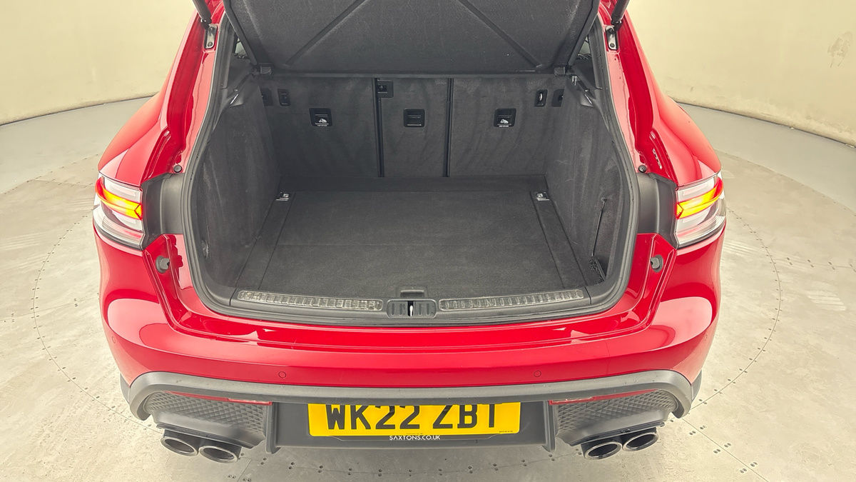 Porsche Macan Image 11