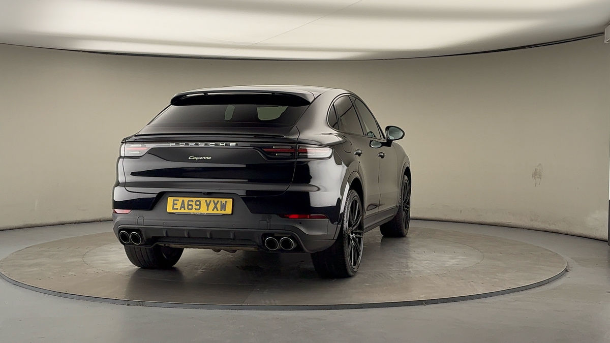 More views of Porsche Cayenne