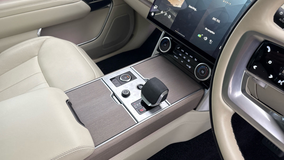 Land Rover Range Rover Image 18