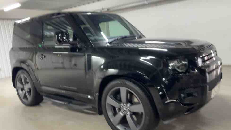 More views of Land Rover Defender 90