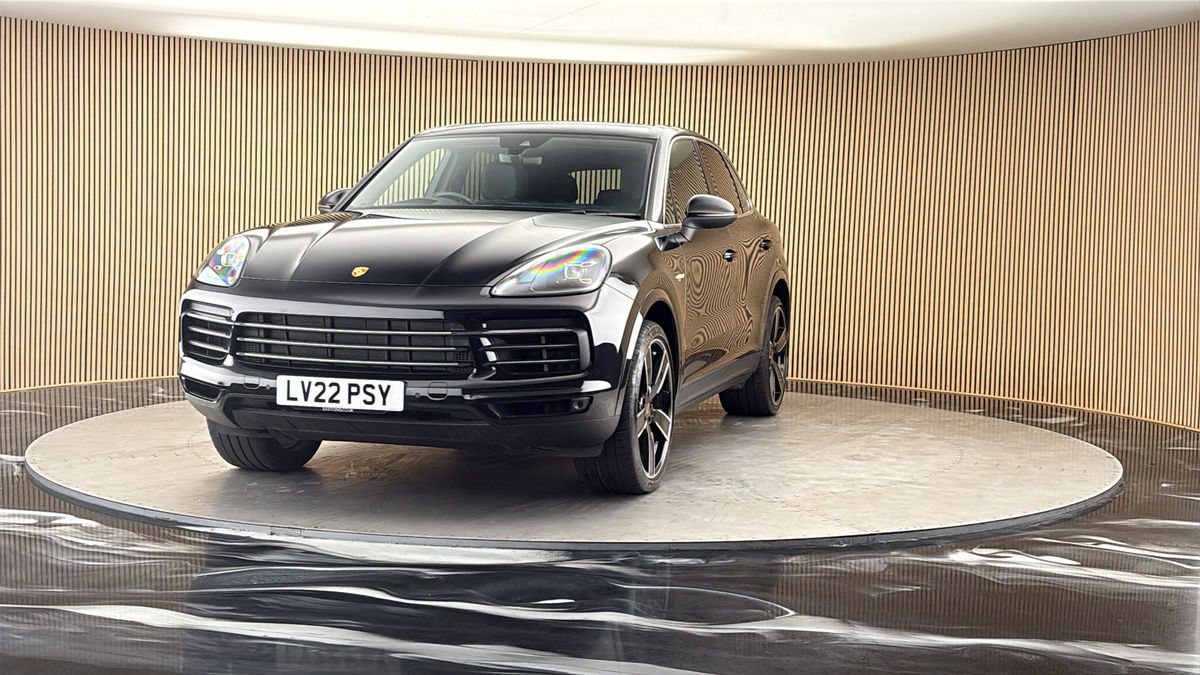 More views of Porsche Cayenne