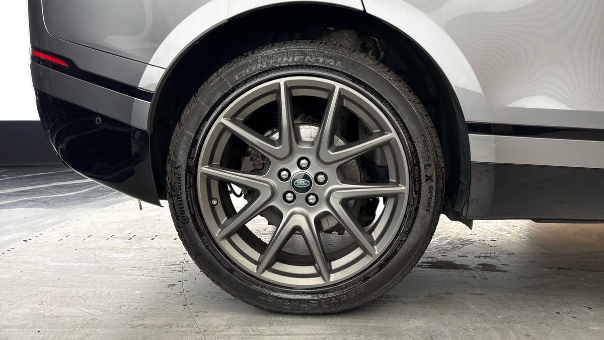 Land Rover Range Rover Velar Image 10