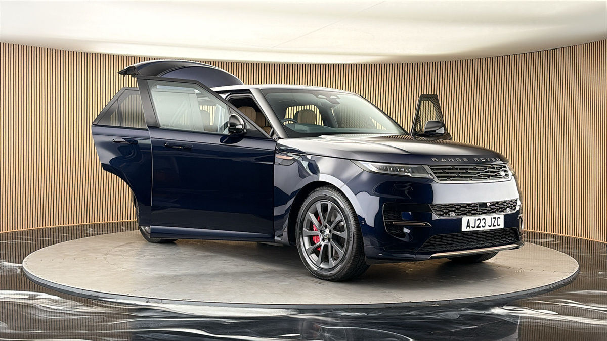More views of Land Rover Range Rover Sport