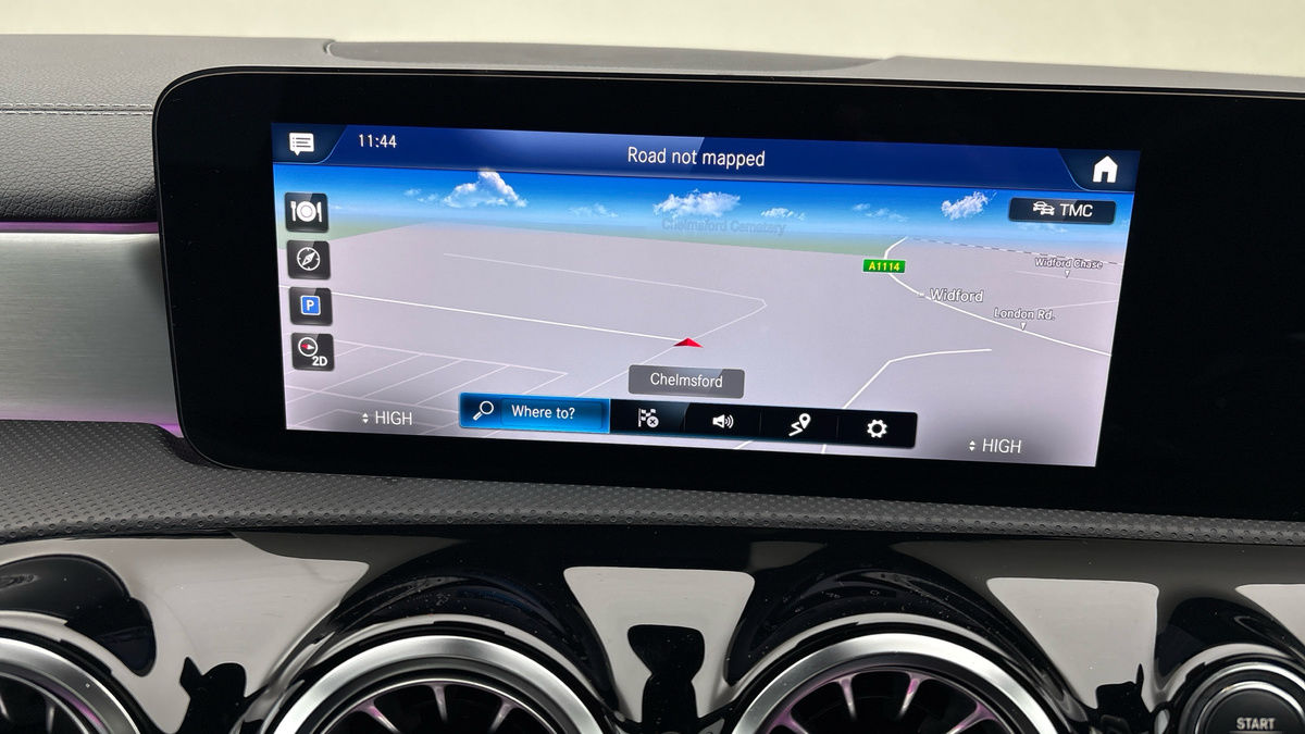 Mercedes-Benz CLA Image 17