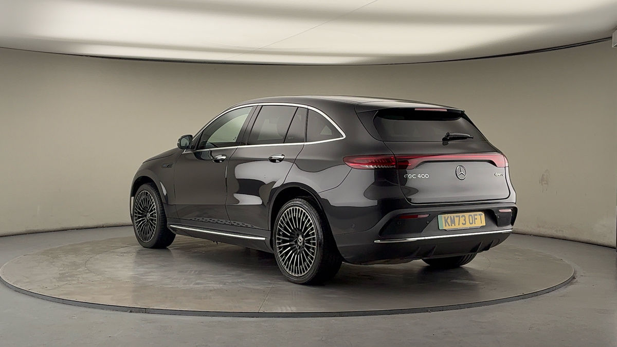 Mercedes-Benz EQC Image 2