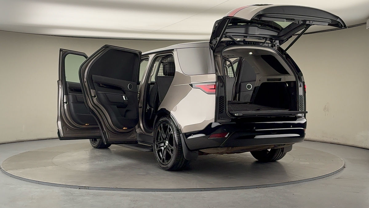 Land Rover Discovery Image 23