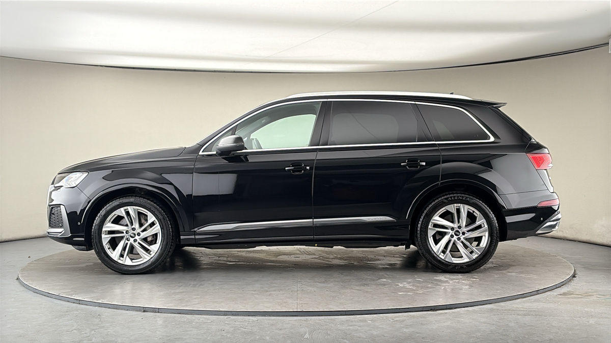 Audi Q7 Image 15