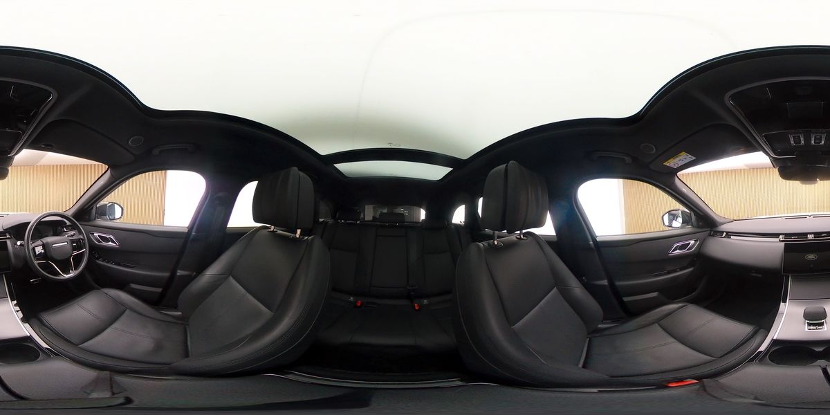 More views of Land Rover Range Rover Velar