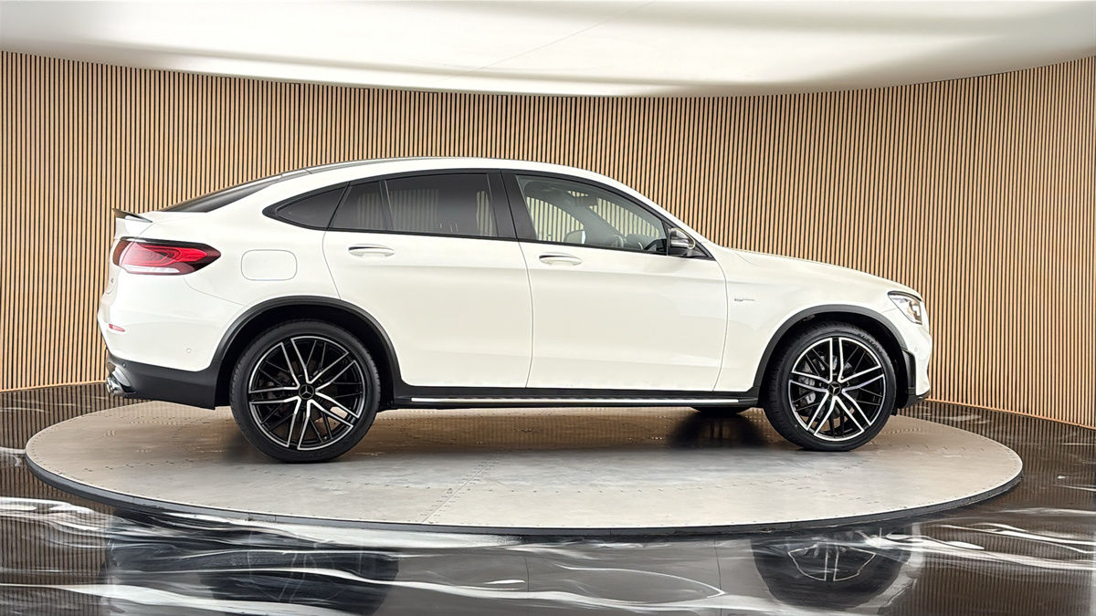 More views of Mercedes-Benz GLC