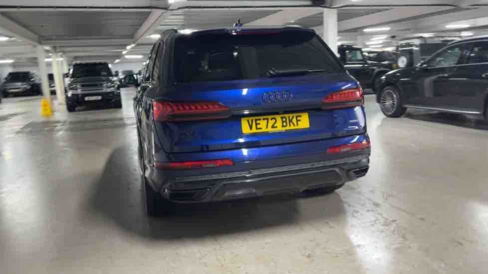 More views of Audi Q7