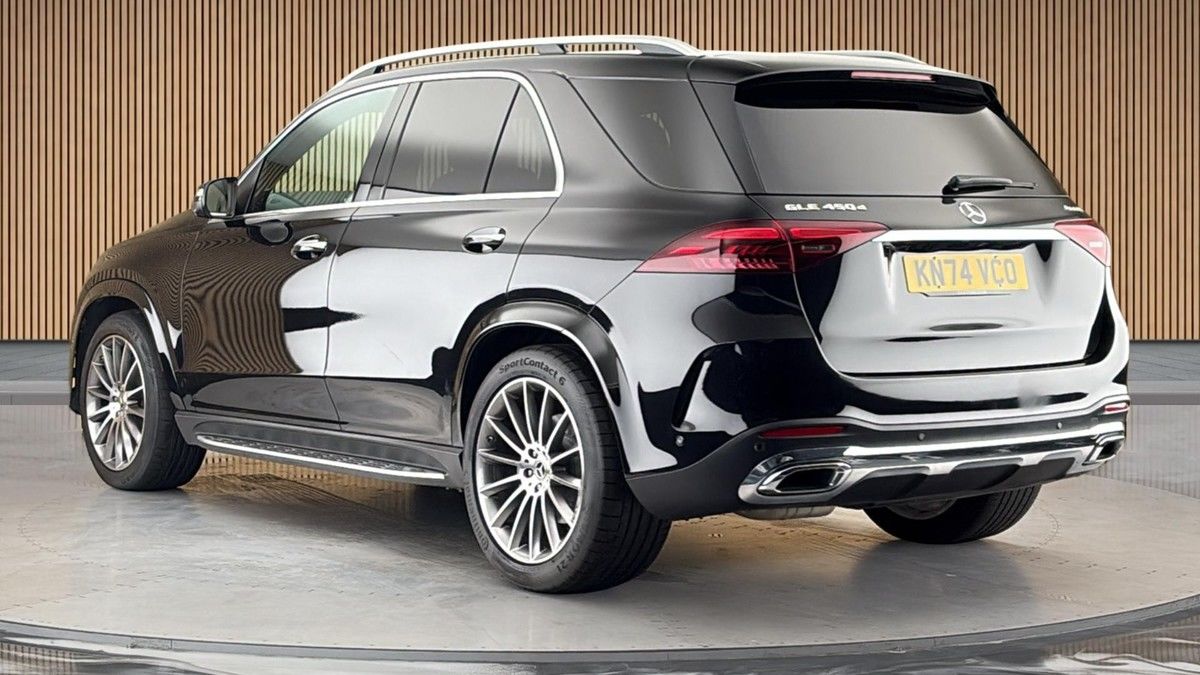 Mercedes-Benz GLE Image 2