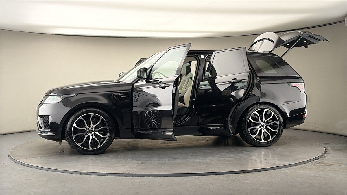 More views of Land Rover Range Rover Sport