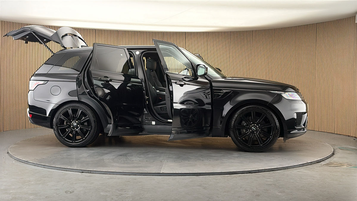 More views of Land Rover Range Rover Sport