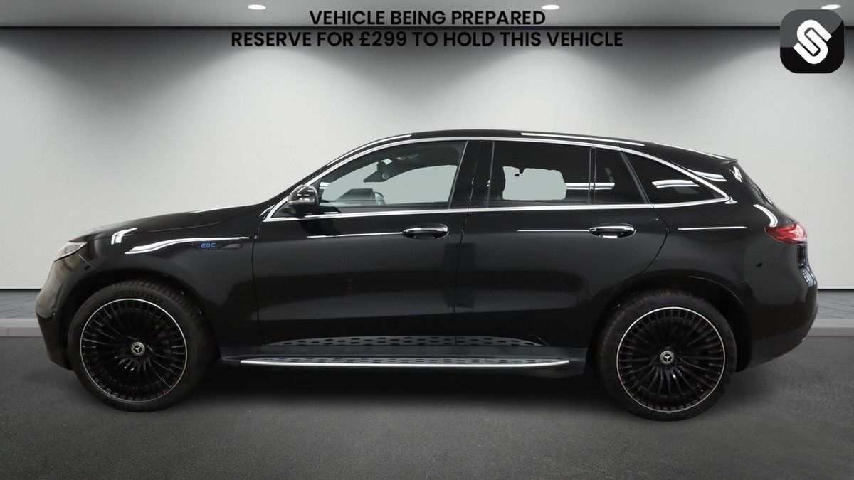 Mercedes-Benz EQC Image 6