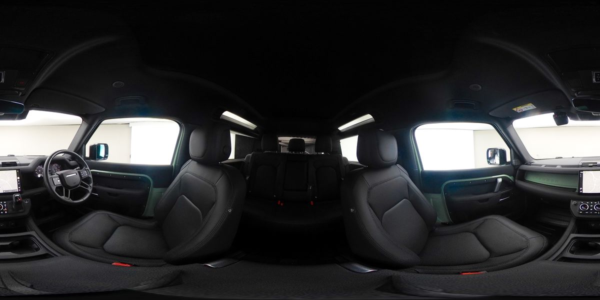 More views of Land Rover Defender 90