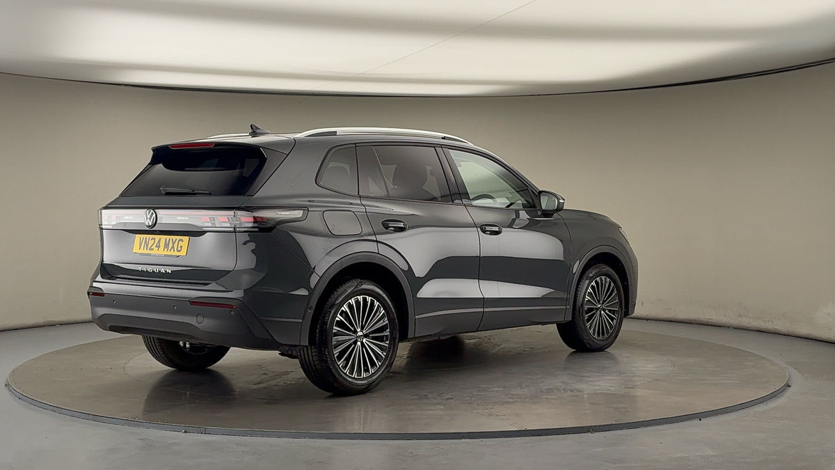 Volkswagen Tiguan Image 21