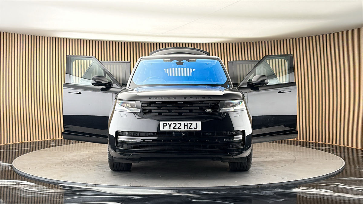 More views of Land Rover Range Rover
