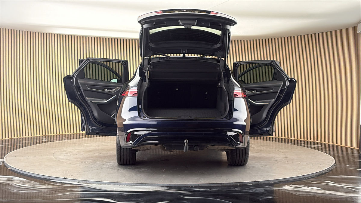 More views of Jaguar F-PACE