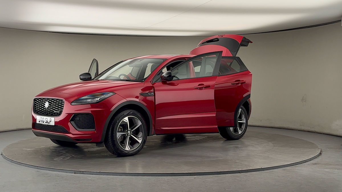 Jaguar E-PACE Image 22