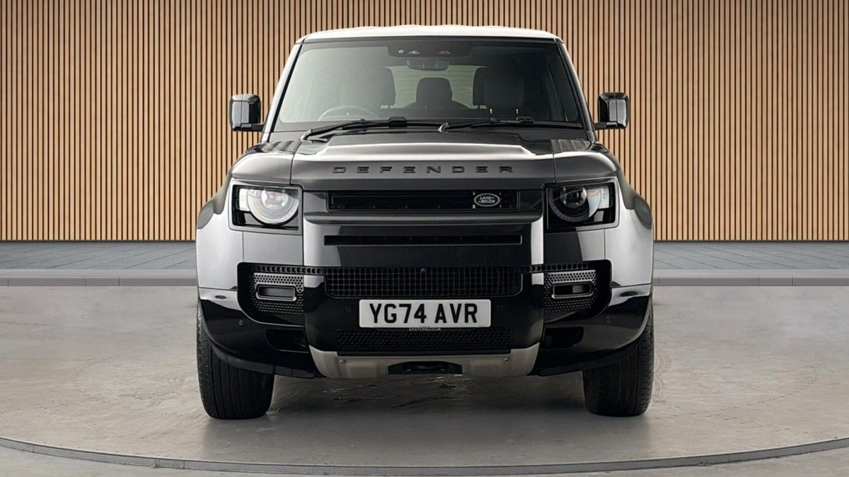 Land Rover Defender 90 Image 3